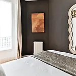 Апартаменты Beautiful Bright In Париж