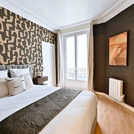 Beautiful Bright In * Paris